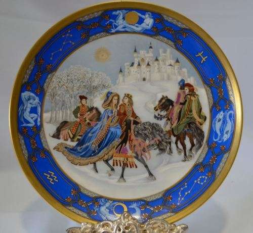 HUTSCHENREUTHER LOVE FOR ALL SEASONS PLATE #3- from SUEZYT