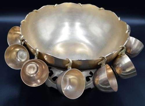 VINTAGE BRASS PUNCH BOWL WITH 12 CUPS - from SUEZYT