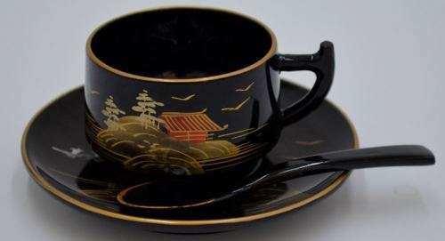 JAPANESE MID CENTURY BLACK LACQUER AND GOLD GILDED TEA SET - from SUEZYT