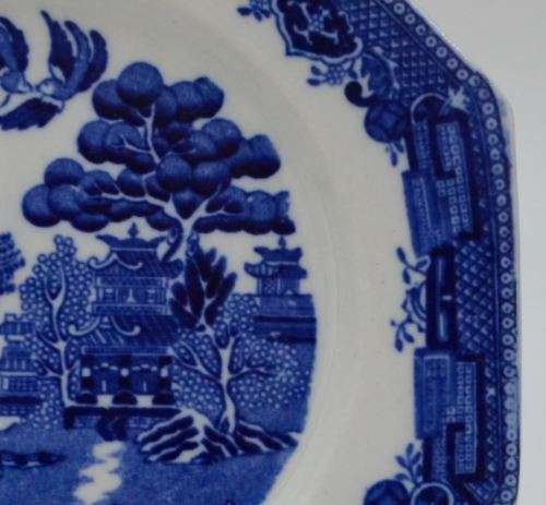TAMS WARE SMALL OCTAGONAL PLATES SET OF 6 - from SUEZYT