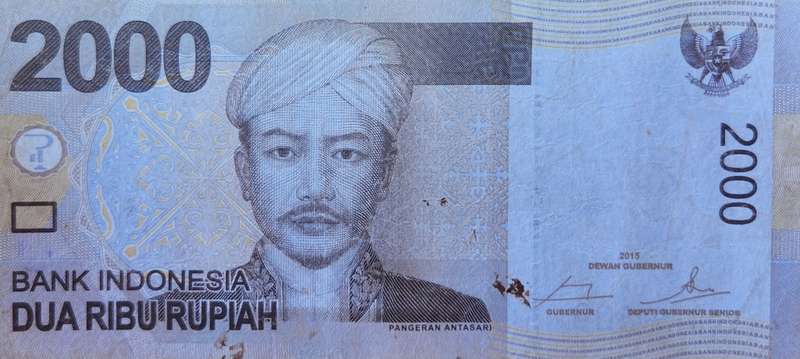 2000 RUPIAH - Indonesia