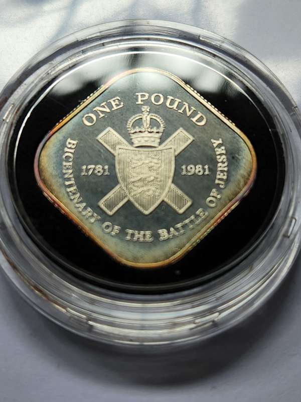 ONE POUND - 1981 - PROOF - The Bicentenary of the Battle of Jersey
