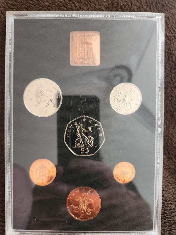1978 UK ROYAL MINT PROOF COIN SET with Token