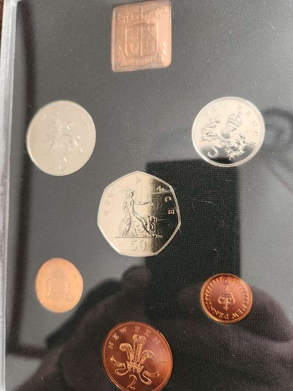 1978 UK ROYAL MINT PROOF COIN SET with Token