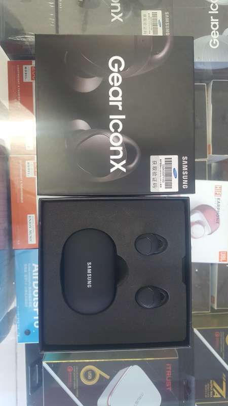 Samsung Gear IconX Ear Buds