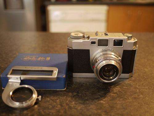 Aires 35 IIA with Auto Close-UP II Lens Attachment