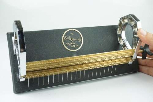 Sally Stanley Smocking Pleater in Box w Instructions and Needles **Fantastic Condition**