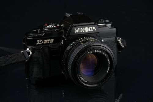 Superb Minolta X-570 35mm SLR Camera with a Rokkor 50mm f/1.7 Lens **Great Condition**