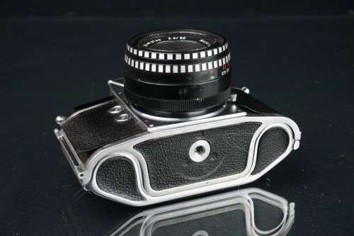 Ihagee EXA 35mm SLR with Zeiss Domiplan 50mm F2.8 Exakta bayonette Mount lens **Good Condition**