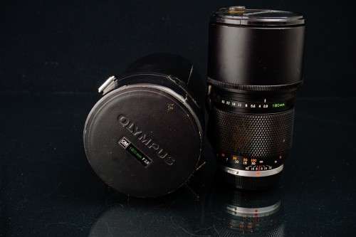 Olympus OM MC Auto T 180mm F2.8 lens **Excellent Condition**
