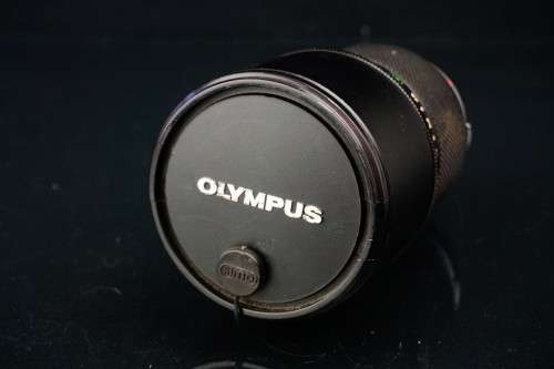 Olympus OM MC Auto T 180mm F2.8 lens **Excellent Condition**