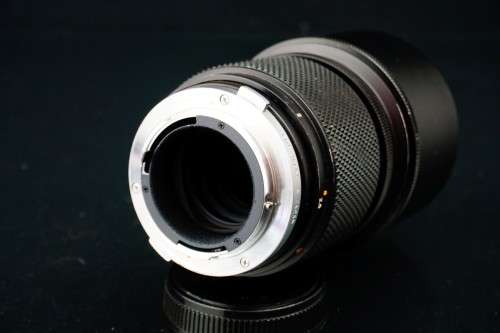 Olympus OM MC Auto T 180mm F2.8 lens **Excellent Condition**