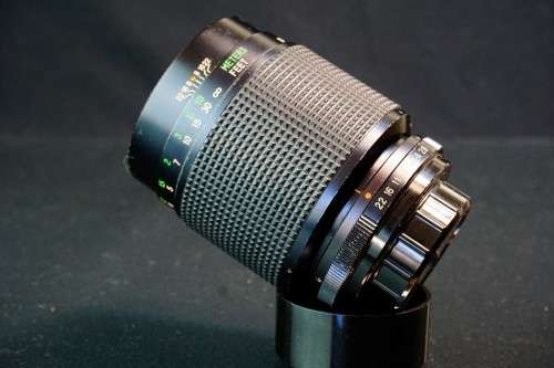 **1:1 Macro** Vivitar 90mm F2.8 M42 lens **Great Condition**
