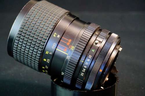 Tokina AT-X 28-85 mm F 3.5-4.5 Lens in Canon FD Mount **Great Condition**