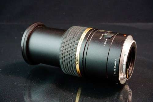 **1:1 Macro Lens** Tamron DI SP AF 90mm F2.8 Lens in Canon EF Mount  **Excellent Condition**