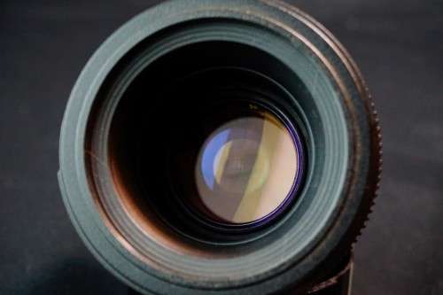 **1:1 Macro Lens** Tamron DI SP AF 90mm F2.8 Lens in Canon EF Mount  **Excellent Condition**