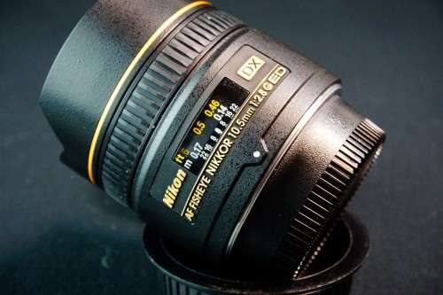 Nikon AF DX Fisheye-NIKKOR 10.5mm f2.8G ED Lens