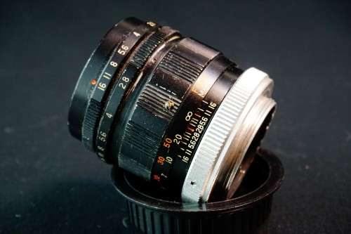 Cunor 105mm F2.8 lens in M42 Mount  **Good Condition**