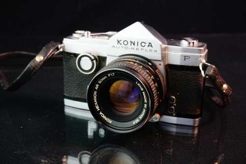 **Rare** Konica Auto Reflex P Half Frame 35mm SLR Camera with Konica AR 50mm F1.7 Lens