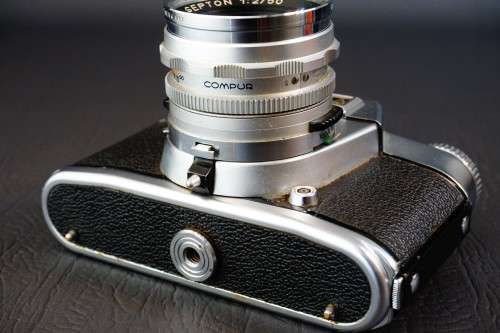 Voigtlander Bessamatic 35mm SLR Camera with Septon 50mm F2 Lens