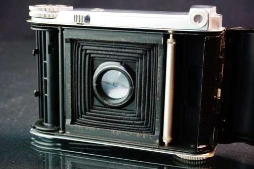 1938 Voigtlander Bessa 66 Baby 120 film Camera with Heliar 75mm F3.5 Lens   **Excellent Condition**