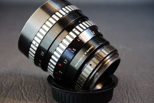 **Black** Enna Munchen Ennalyt 85mm F1.5 Lens in M42 Screw Mount   **Excellent Condition**