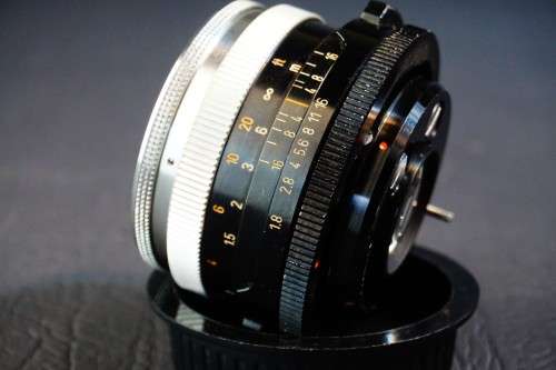 Carl Zeiss 50mm F1.8 Ultron Lens in Icarex BM Mount   **Excellent Condition, Concave Front Element**