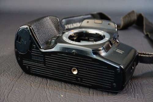 Pentax PZ-1P Pro Level 35mm SLR Film Body  **Excellent Condition**