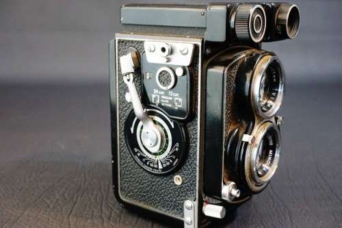 Minolta Autocord CdS III TLR Medium Format Camera with a Coupled Meter **Excellent Condition **