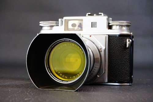 Voigtlander Prominent II 35mm Rangefinder Camera with a Ultron 50mm F2 Lens  **Excellent Condition**