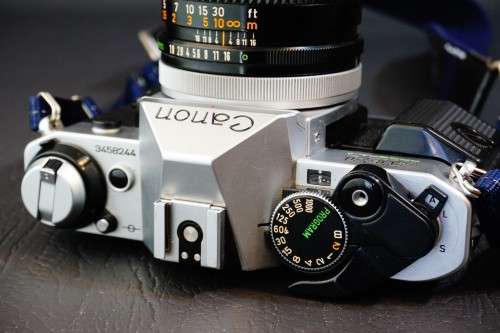 Canon AE1 Program 35mm SLR Camera with Canon FD 50mm F1.8 Lens  **Excellent Condition**