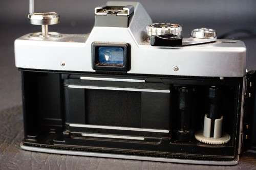Minolta SRT MC-II 35mm SLR Camera with a Minolta MD 50mm F2 Lens  **Excellent Condition**