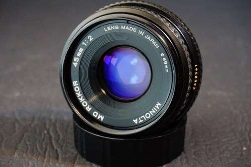 Minolta MD Rokkor 45mm F2 Pancake Lens in Minolta MD SR Mount  **Excellent Condition**