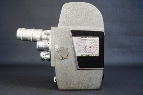 Revere 16mm Vintage Movie Camera Model 103 with 3 Lens Set