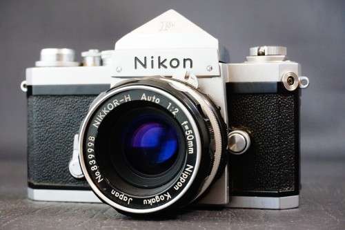 **Red Dot** 659xxxx Nikon F Nippon Kogaku with Plain Prism + 50mm F2 Lens **Excellent Condition**