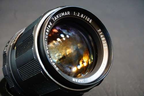 Asahi Super Multi Coated Pentax 105mm F2.8 Lens in Pentax M42 Screw Mount  **Excellent Condition**
