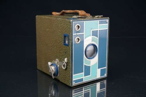 Art Deco Teal Kodak Beau Brownie Camera Walter Dorwin Teague Design No. 2A **Rare and Collectable**