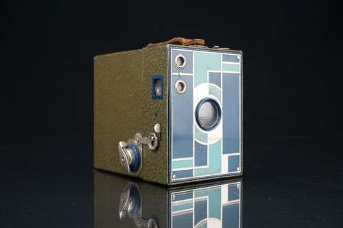 Art Deco Teal Kodak Beau Brownie Camera Walter Dorwin Teague Design No. 2A **Rare and Collectable**