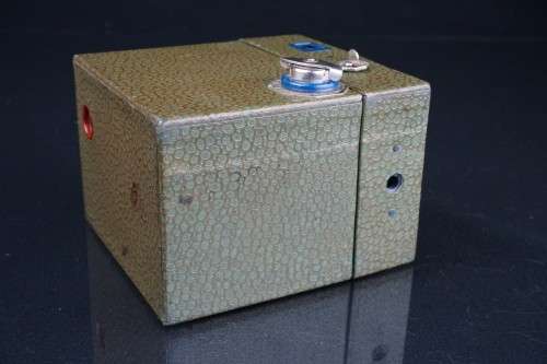 Art Deco Teal Kodak Beau Brownie Camera Walter Dorwin Teague Design No. 2A **Rare and Collectable**