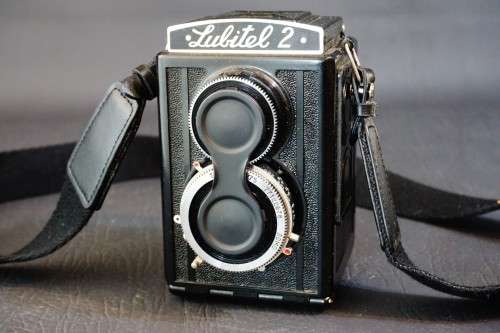 **Lomo** Lubitel 2 6x6 TLR 120 Medium Format Film Camera  **Great Condition**