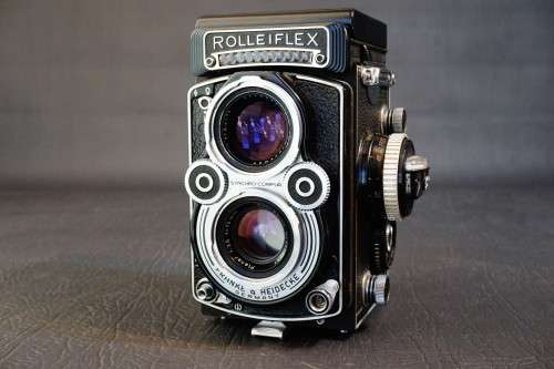 *Planar* Rolleiflex 3.5F 6x6 TLR Zeiss Planar 75mm F3.5 Lens + Leather Caser **Excellent Condition**