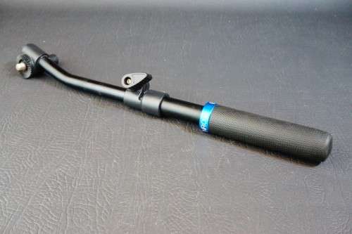 Benro BS04 Telescoping Pan Bar Handle for S6 and S8 Video Heads **Excellent Condition**