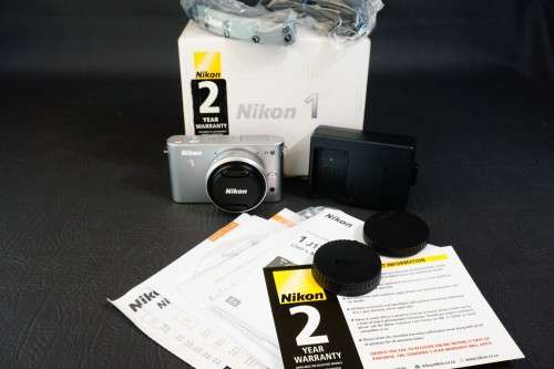 Nikon 1 J1 Digital Camera System with Nikkor 10mm Lens, Complete with Box  **Excellent Condition**