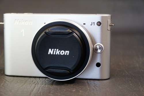 Nikon 1 J1 Digital Camera System with Nikkor 10mm Lens, Complete with Box  **Excellent Condition**