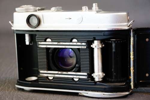 Kodak Retina IIC 35mm Rangefinder with Xenon 50mm F2 and 80mm F4 Lenses **Excellent Condition**