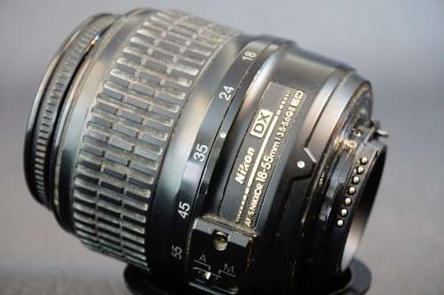 Nikon AF-S DX Zoom Nikkor 18-55mm F3.5-5.6 GII ED Lens  **Well Used, Good Condition**