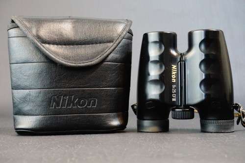Nikon 9 X 25 CF 111 Binoculars **Excellent Condition**