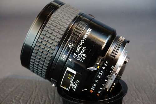 Nikon AF Micro Nikkor 60mm F2.8 Lens in Nikon AF Mount  **Great Condition**
