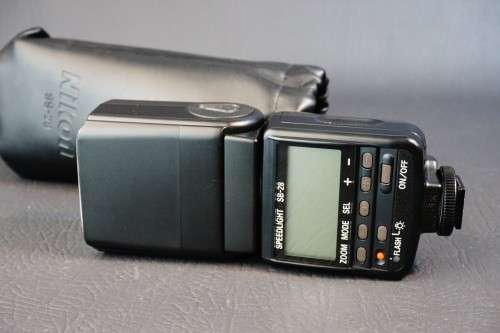Nikon SB-28 Speedlight Flash - SB28 Flash light for Nikon DSLR Cameras  **Excellent Condition**