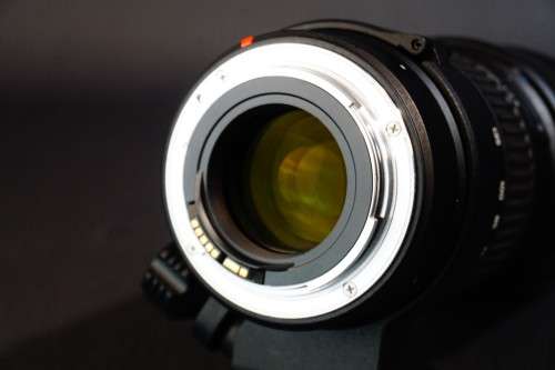 Tamron AF 70-200mm F2.8 SP Di LD [IF] Macro Lens for Canon EOS DSLR Cameras **Excellent Condition**